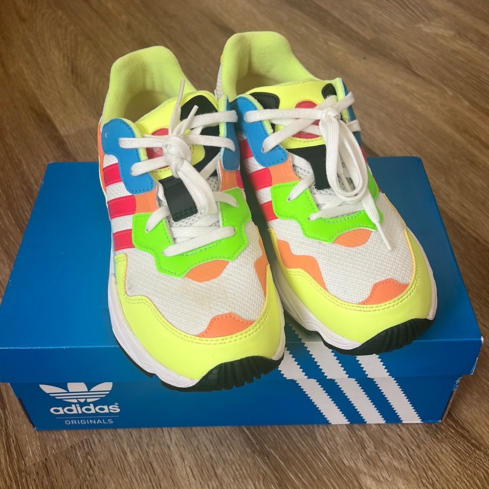 Adidas originals Yung 96j - FTWWT/SHORED/HIREYE  colorful sneaker